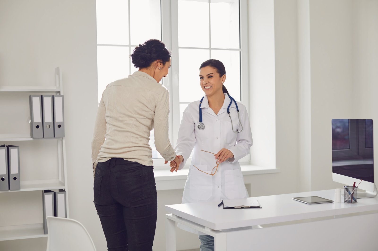 how-to-open-a-clinic-in-dubai